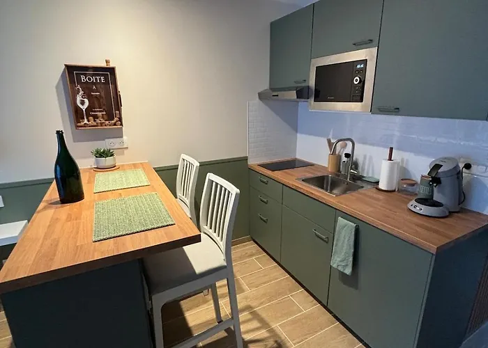 La Barrique Champenoise - And Terrasse Tours-sur-Marne